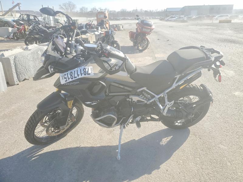 78117815 :رقم المزاد ، SMTP20V42STCC4862 vin ، 2025 Triumph Motorcycle Tiger مزاد بيع