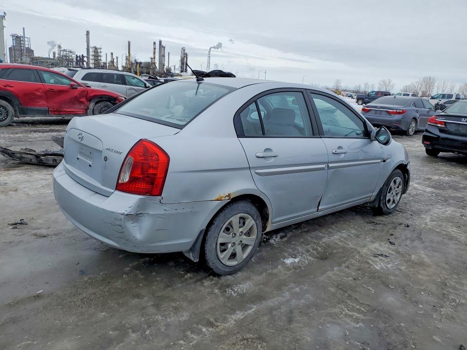 2006 Hyundai Accent მანქანა იყიდება აუქციონზე, vin: KMHCN45CX6U037160, აუქციონის ნომერი: 78321905
