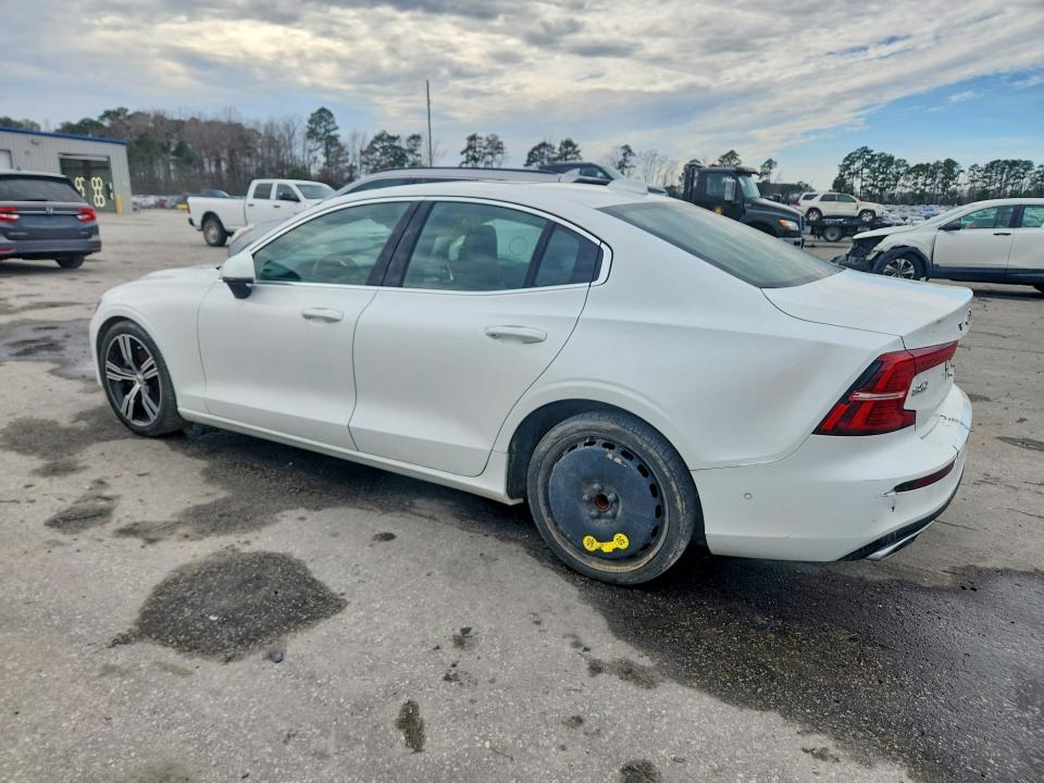 Aukcja sprzedaży 2022 Volvo S60 B5 Ins, vin: 7JRL12FLXNG165397, numer aukcji: 76287685