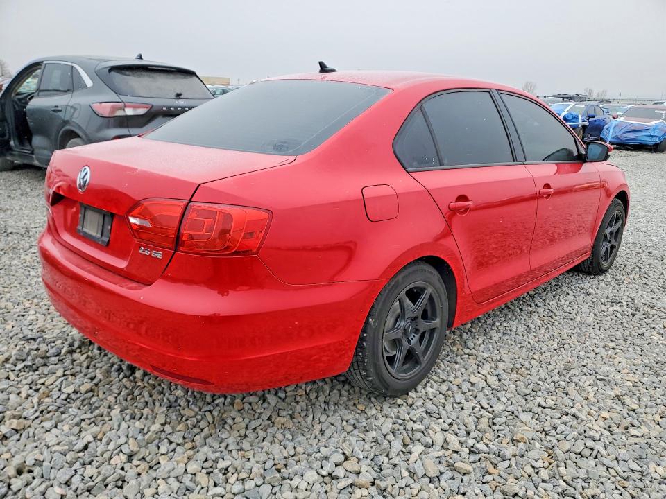 77653265 :رقم المزاد ، 3VWDZ7AJ6BM395967 vin ، 2011 Volkswagen Jetta مزاد بيع