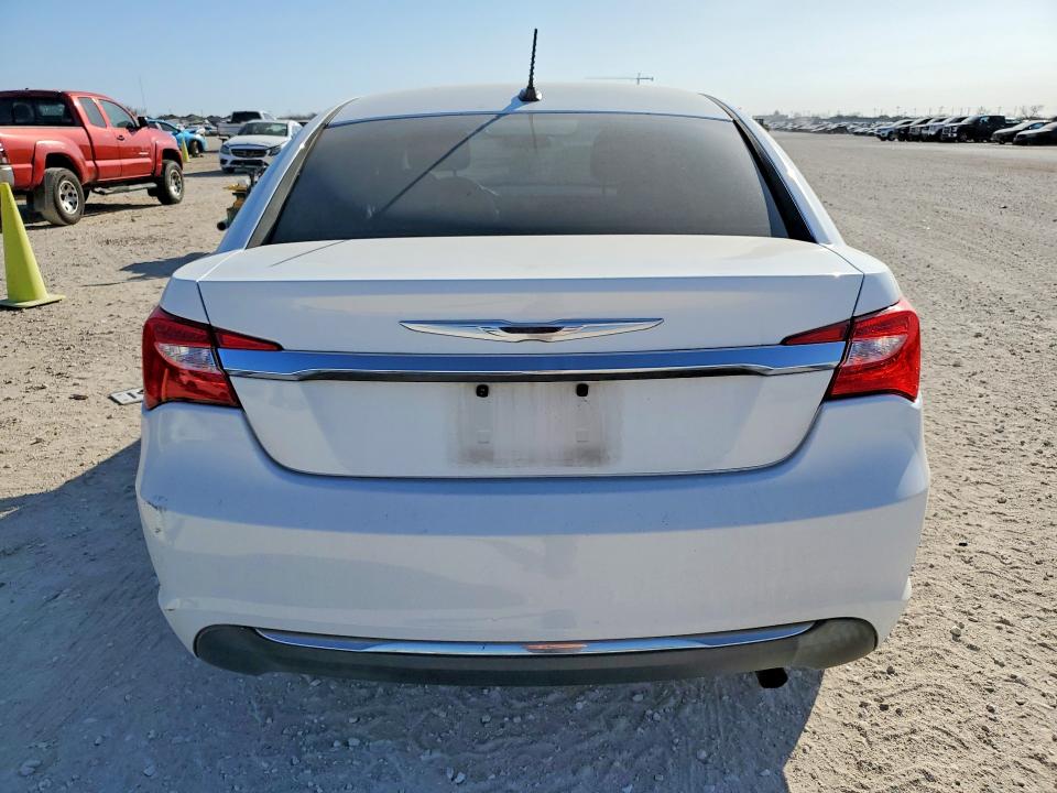Продаж на аукціоні авто 2013 Chrysler 200, vin: 1C3CCBAB2DN698835, номер лоту: 78922085