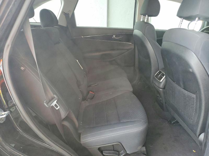 2018 Kia Sorento მანქანა იყიდება აუქციონზე, vin: 5XYPGDA56JG399990, აუქციონის ნომერი: 76640975