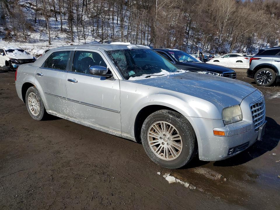 Продажа на аукционе авто 2010 Chrysler 300, vin: 2C3CA5CV0AH195713, номер лота: 75890465