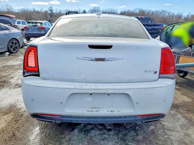 2017 Chrysler 300 მანქანა იყიდება აუქციონზე, vin: 2C3CCABG0HH548354, აუქციონის ნომერი: 76234195