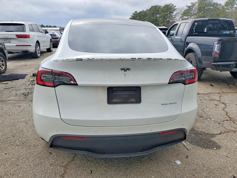 77389885 :رقم المزاد ، 5YJYGDEE3MF131070 vin ، 2021 Tesla Model Y مزاد بيع