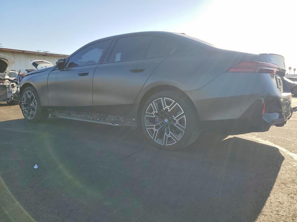 2026 Bmw I5 მანქანა იყიდება აუქციონზე, vin: WBY63HG02TCV14181, აუქციონის ნომერი: 76014635