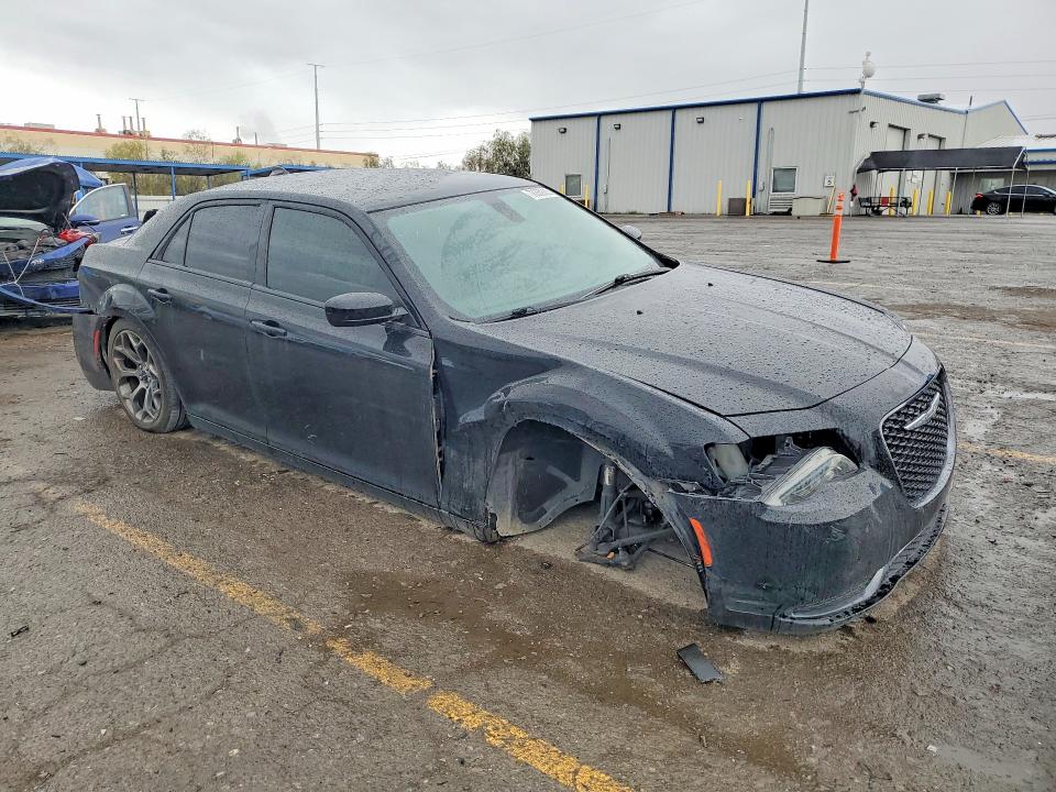 Продажа на аукционе авто 2018 Chrysler 300, vin: 2C3CCAAG7JH281995, номер лота: 78360325