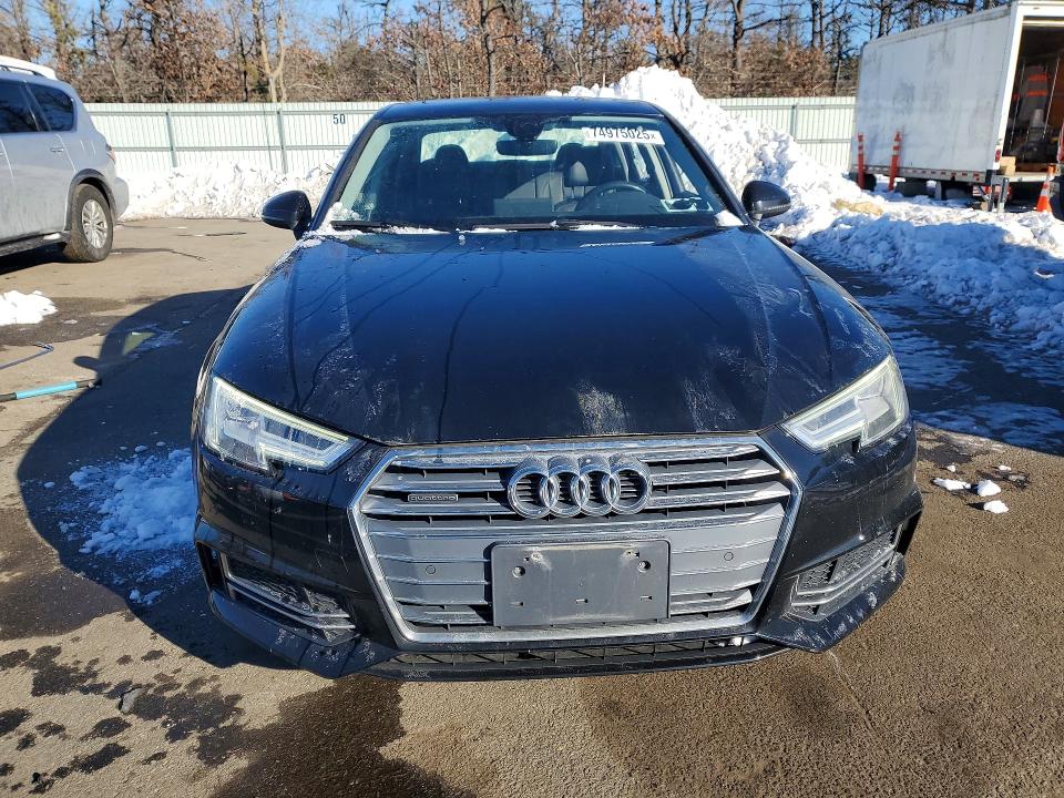 2018 Audi A4 მანქანა იყიდება აუქციონზე, vin: WAUENAF45JA233176, აუქციონის ნომერი: 74975025