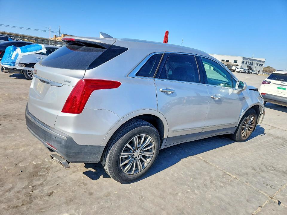 74235765 :رقم المزاد ، 1GYKNBRSXHZ295815 vin ، 2017 Cadillac Xt5 مزاد بيع