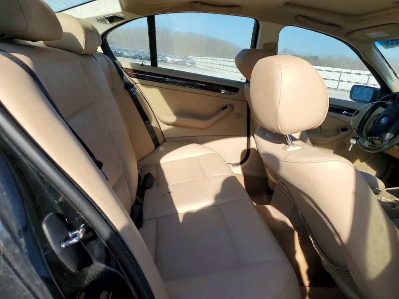 76925655 :رقم المزاد ، WBAET37483NJ32600 vin ، 2003 Bmw 325 مزاد بيع