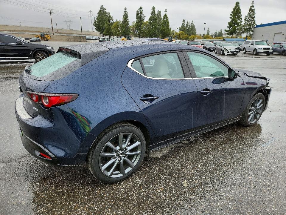 Aukcja sprzedaży 2024 Mazda 3, vin: JM1BPALM4R1715895, numer aukcji: 77969125