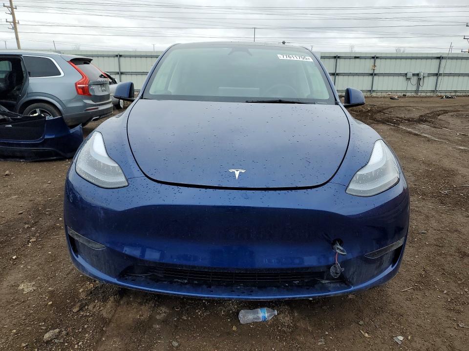 77611755 :رقم المزاد ، 7SAYGDEE5SF248827 vin ، 2025 Tesla Model Y مزاد بيع