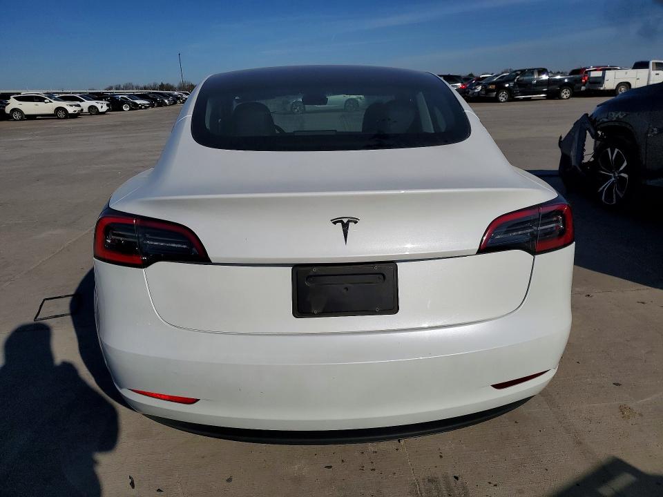 Продажа на аукционе авто 2023 Tesla Model 3, vin: 5YJ3E1EA5PF585062, номер лота: 77625065