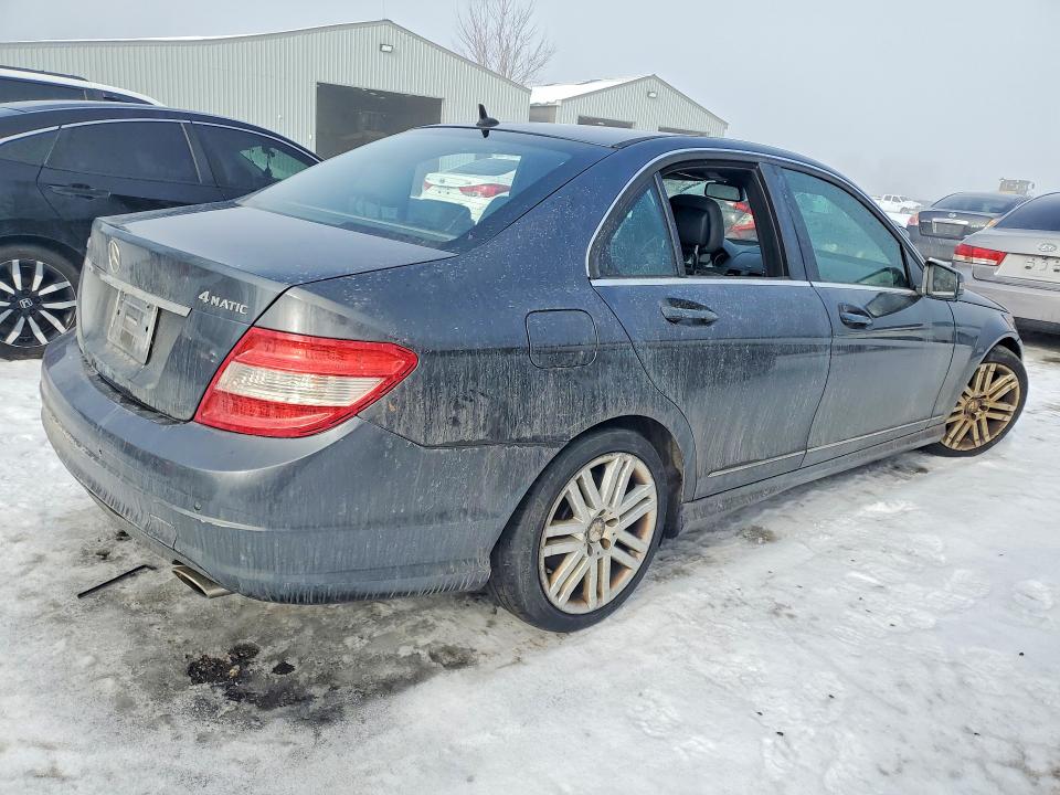 Продажа на аукционе авто 2011 Mercedes-benz C, vin: WDDGF8FB8BA523127, номер лота: 76976245
