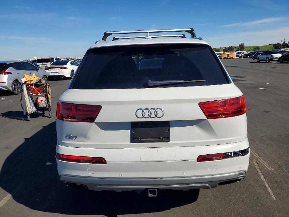 Продаж на аукціоні авто 2019 Audi Q7, vin: WA1LAAF76KD020134, номер лоту: 79246365