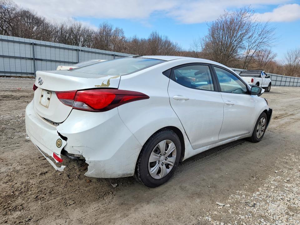 2016 Hyundai Elantra მანქანა იყიდება აუქციონზე, vin: 5NPDH4AEXGH700505, აუქციონის ნომერი: 76252405