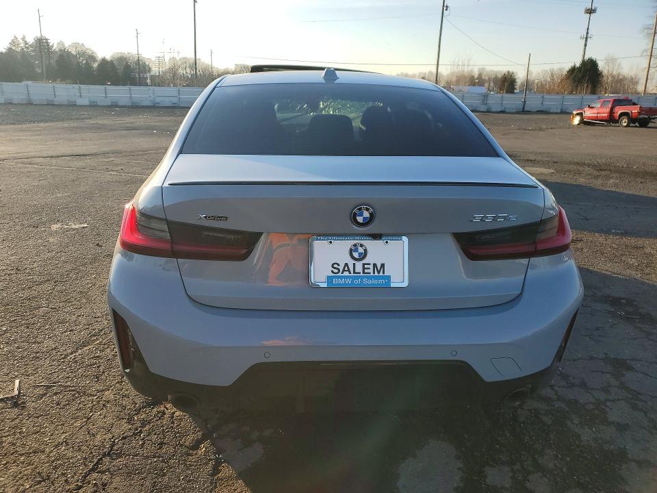 Продажа на аукционе авто 2023 Bmw 330xe, vin: 3MW39FS00P8C94581, номер лота: 76923715