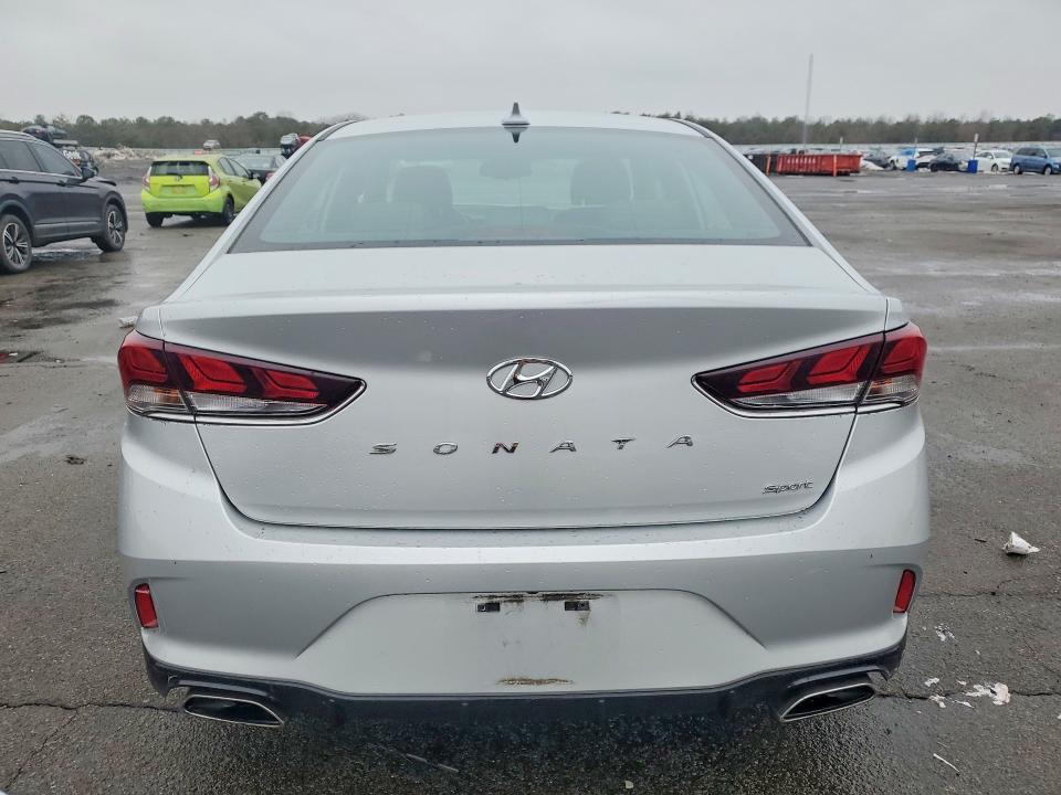 2018 Hyundai Sonata მანქანა იყიდება აუქციონზე, vin: 5NPE34AF9JH723776, აუქციონის ნომერი: 77484395