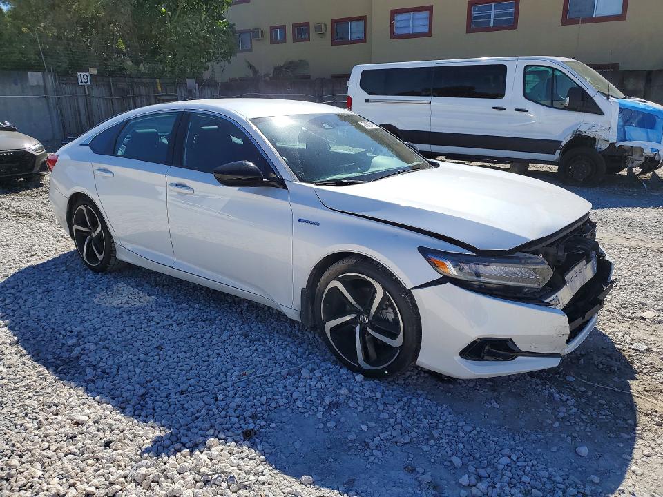 2022 Honda Accord მანქანა იყიდება აუქციონზე, vin: 1HGCV3F23NA027592, აუქციონის ნომერი: 76364105