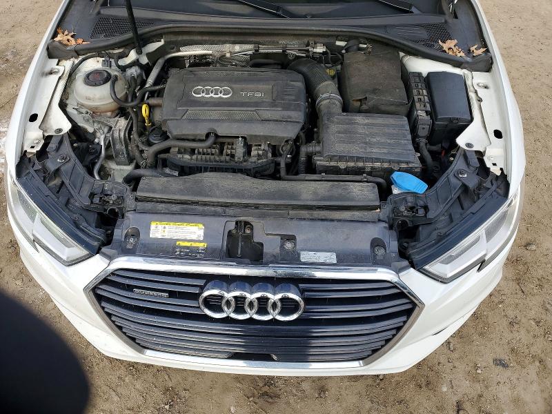 75862955 :رقم المزاد ، WAUB8GFF2J1055581 vin ، 2018 Audi A3 مزاد بيع