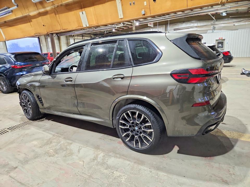 77672525 :رقم المزاد ، 5UX23EU01R9S38938 vin ، 2024 Bmw X5 مزاد بيع