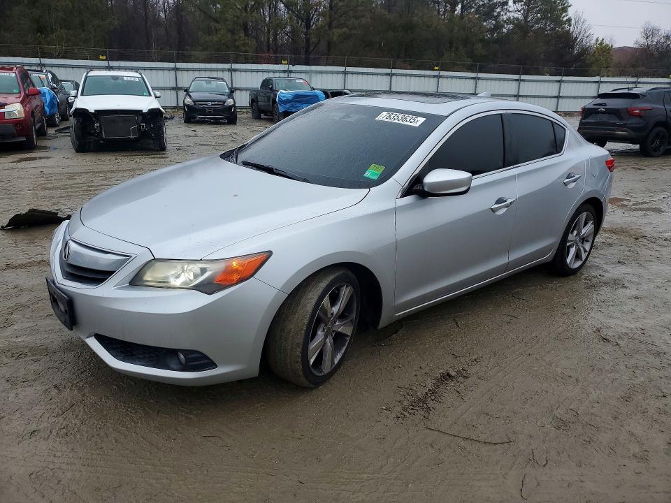 Auction sale of the 2013 Acura Ilx, vin: 19VDE1F75DE017525, lot number: 78353635