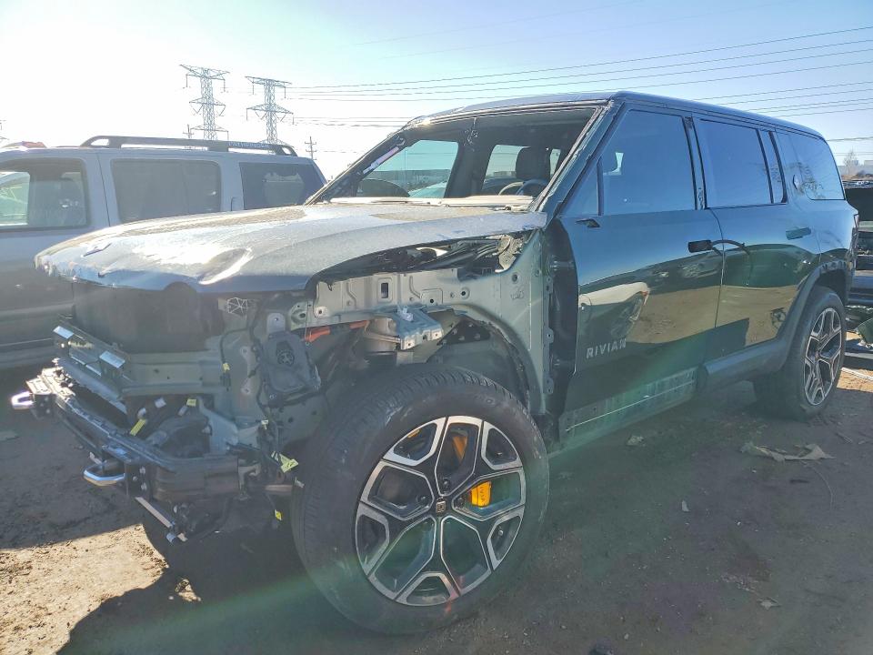 Продаж на аукціоні авто 2023 Rivian R1s, vin: 7PDSGABL7PN003291, номер лоту: 77190825