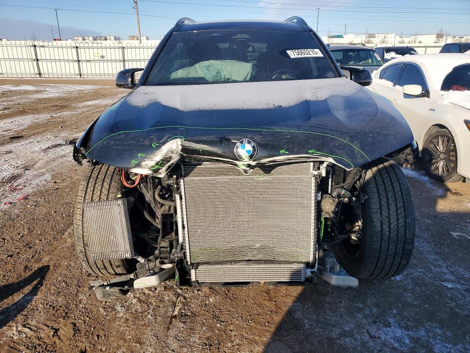 2025 Bmw X7 მანქანა იყიდება აუქციონზე, vin: 5UX33EM01S9W24690, აუქციონის ნომერი: 75065215