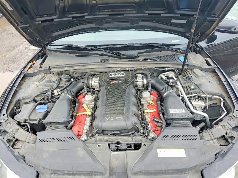 78355855 :رقم المزاد ، WUAC6AFR1FA901956 vin ، 2015 Audi Rs5 مزاد بيع