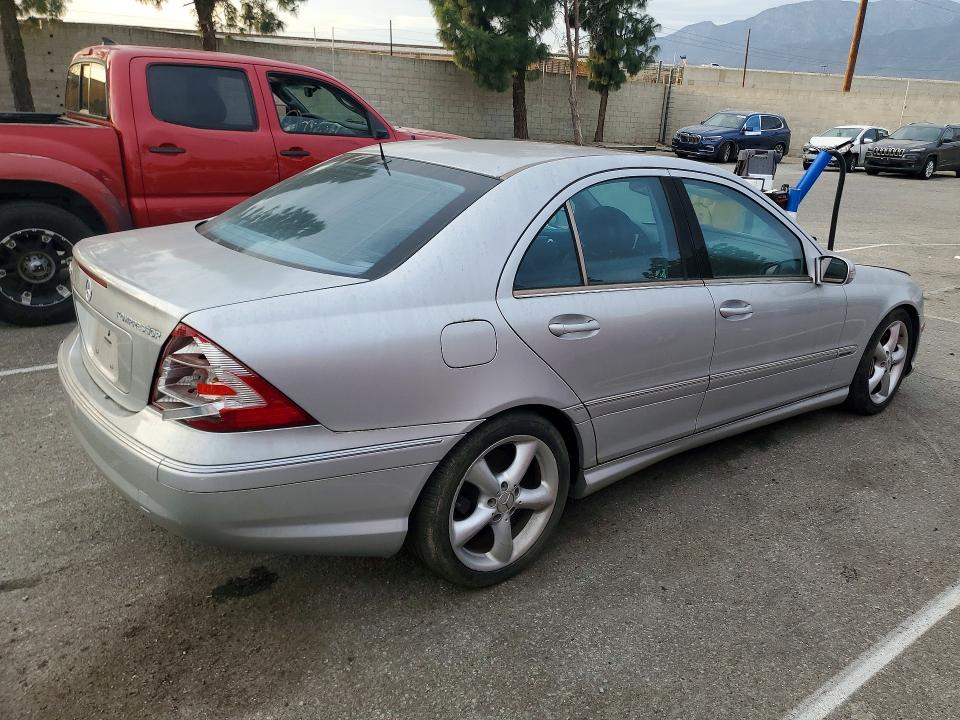 Aukcja sprzedaży 2005 Mercedes-benz C, vin: WDBRF40J85F616991, numer aukcji: 76403545