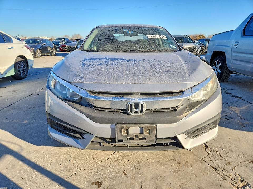 2018 Honda Civic მანქანა იყიდება აუქციონზე, vin: 2HGFC2F71JH578320, აუქციონის ნომერი: 76652805