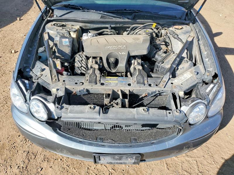 77160745 :رقم المزاد ، 2G4WD562051283558 vin ، 2005 Buick Lacrosse مزاد بيع