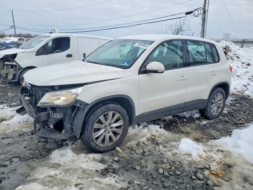 2009 Volkswagen Tiguan მანქანა იყიდება აუქციონზე, vin: WVGCV75N79W517653, აუქციონის ნომერი: 78089835