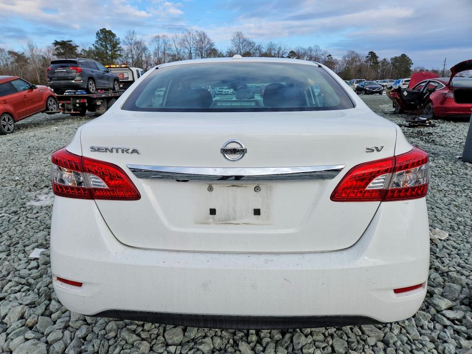Продажа на аукционе авто 2015 Nissan Sentra S, vin: 3N1AB7AP2FY304774, номер лота: 76466475