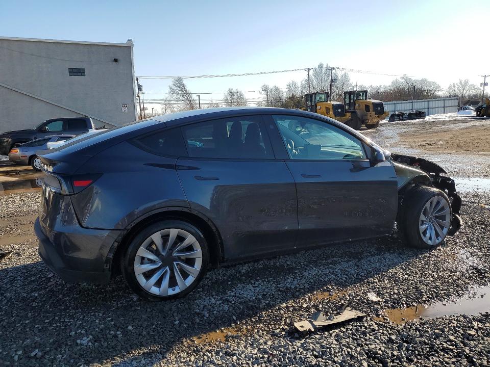 Продажа на аукционе авто 2026 Tesla Model Y, vin: 7SAYGDEE9TA410232, номер лота: 79207815