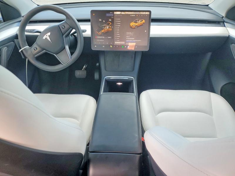 2024 Tesla Model Y მანქანა იყიდება აუქციონზე, vin: 7SAYGAEE2RF125057, აუქციონის ნომერი: 77789465