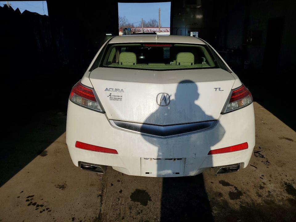 76583725 :رقم المزاد ، 19UUA8F25AA011823 vin ، 2010 Acura Tl مزاد بيع