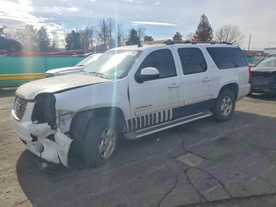 77004795 :رقم المزاد ، 1GKS2KE36BR121796 vin ، 2011 Gmc Yukon Xl مزاد بيع