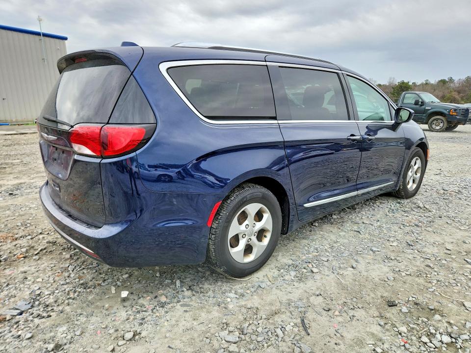 2017 Chrysler Pacifica მანქანა იყიდება აუქციონზე, vin: 2C4RC1EG8HR515985, აუქციონის ნომერი: 79028815