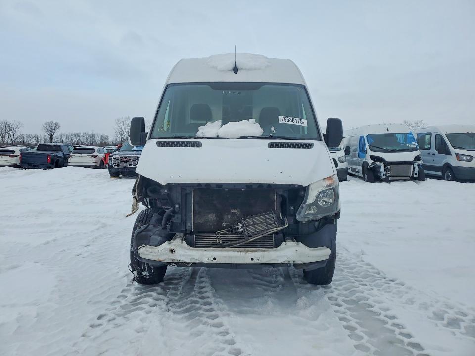Продаж на аукціоні авто 2014 Freightliner Sprinter 2, vin: WDYPE8DC0E5925444, номер лоту: 76588175