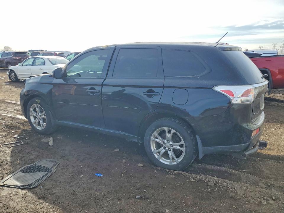 77973155 :رقم المزاد ، JA4AZ3A35EZ002327 vin ، 2014 Mitsubishi Outlander مزاد بيع
