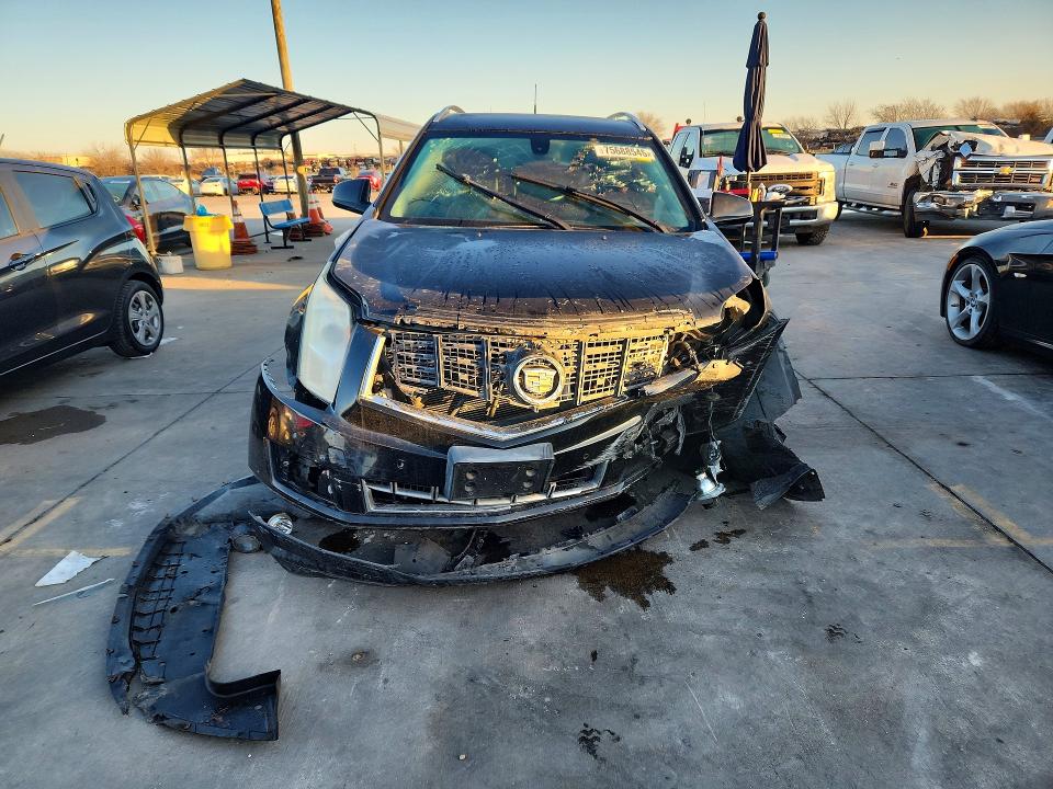 75688545 :رقم المزاد ، 3GYFNBE39ES678170 vin ، 2014 Cadillac Srx مزاد بيع