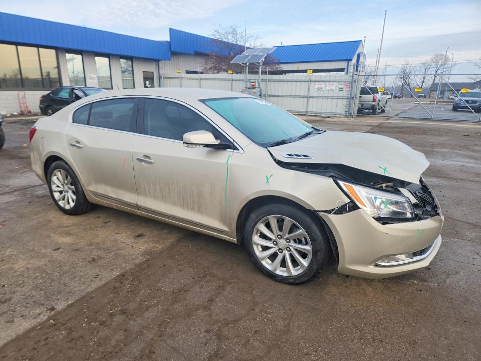 77013995 :رقم المزاد ، 1G4GB5G38FF183235 vin ، 2015 Buick Lacrosse مزاد بيع