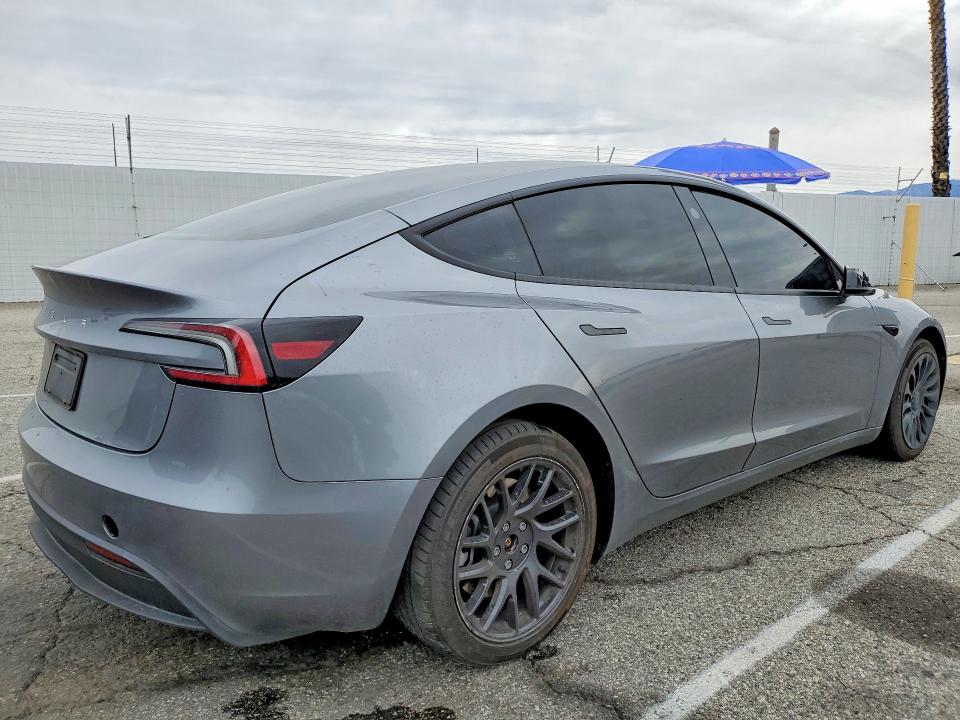 78115415 :رقم المزاد ، 5YJ3E1EA0RF872926 vin ، 2024 Tesla Model 3 مزاد بيع