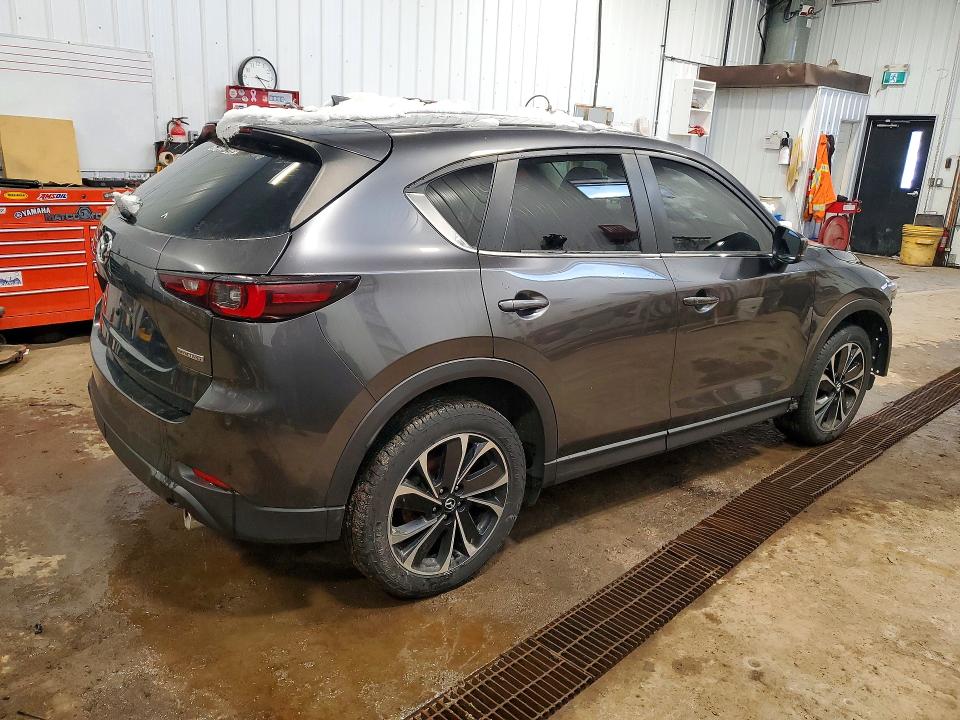Продаж на аукціоні авто 2022 Mazda Cx-5, vin: JM3KFBCM8N1532994, номер лоту: 99870635