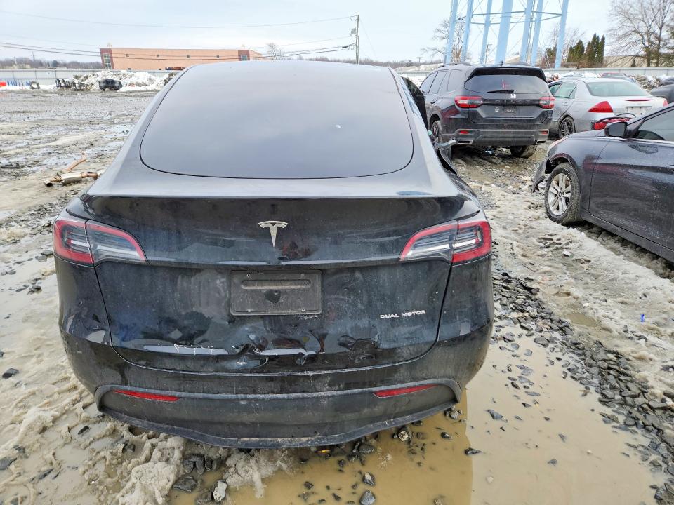 Продажа на аукционе авто 2025 Tesla Model Y, vin: 7SAYGDEE5SF287417, номер лота: 78971275