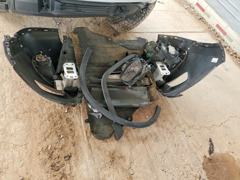 77406795 :رقم المزاد ، 1C4PJMLB1JD599470 vin ، 2018 Jeep Cherokee مزاد بيع