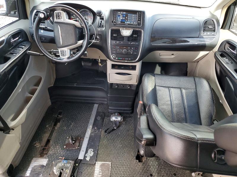 77728225 :رقم المزاد ، 2C4RC1BG3GR294640 vin ، 2016 Chrysler Town & Country مزاد بيع
