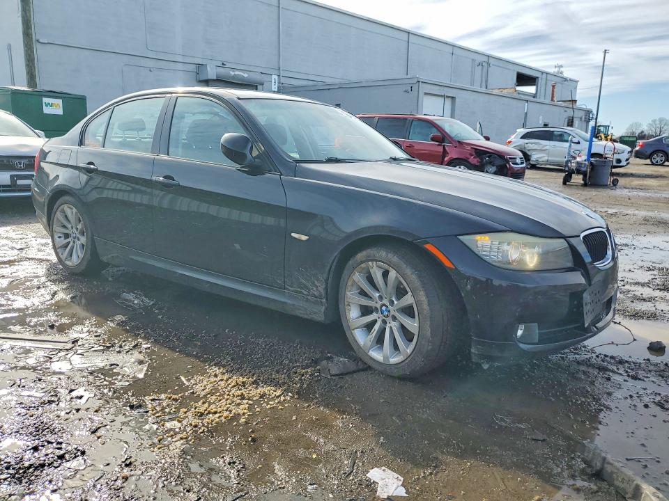 78542945 :رقم المزاد ، WBAPH7G50BNM56004 vin ، 2011 Bmw 328 مزاد بيع
