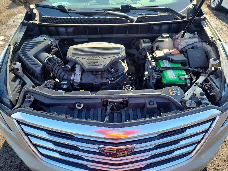 77966315 :رقم المزاد ، 1GYKNDRS5HZ103261 vin ، 2017 Cadillac Xt5 مزاد بيع